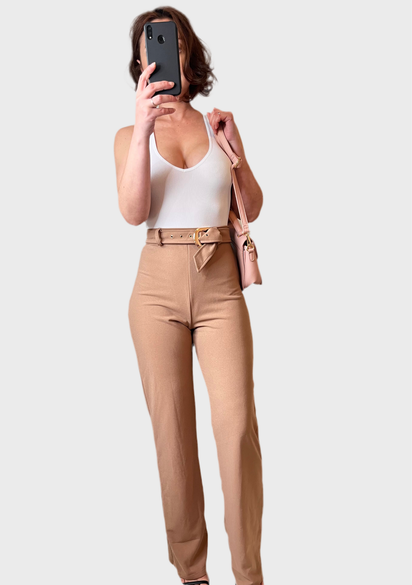 PANTALON SOFIA BEIGE PRETTYGYAL