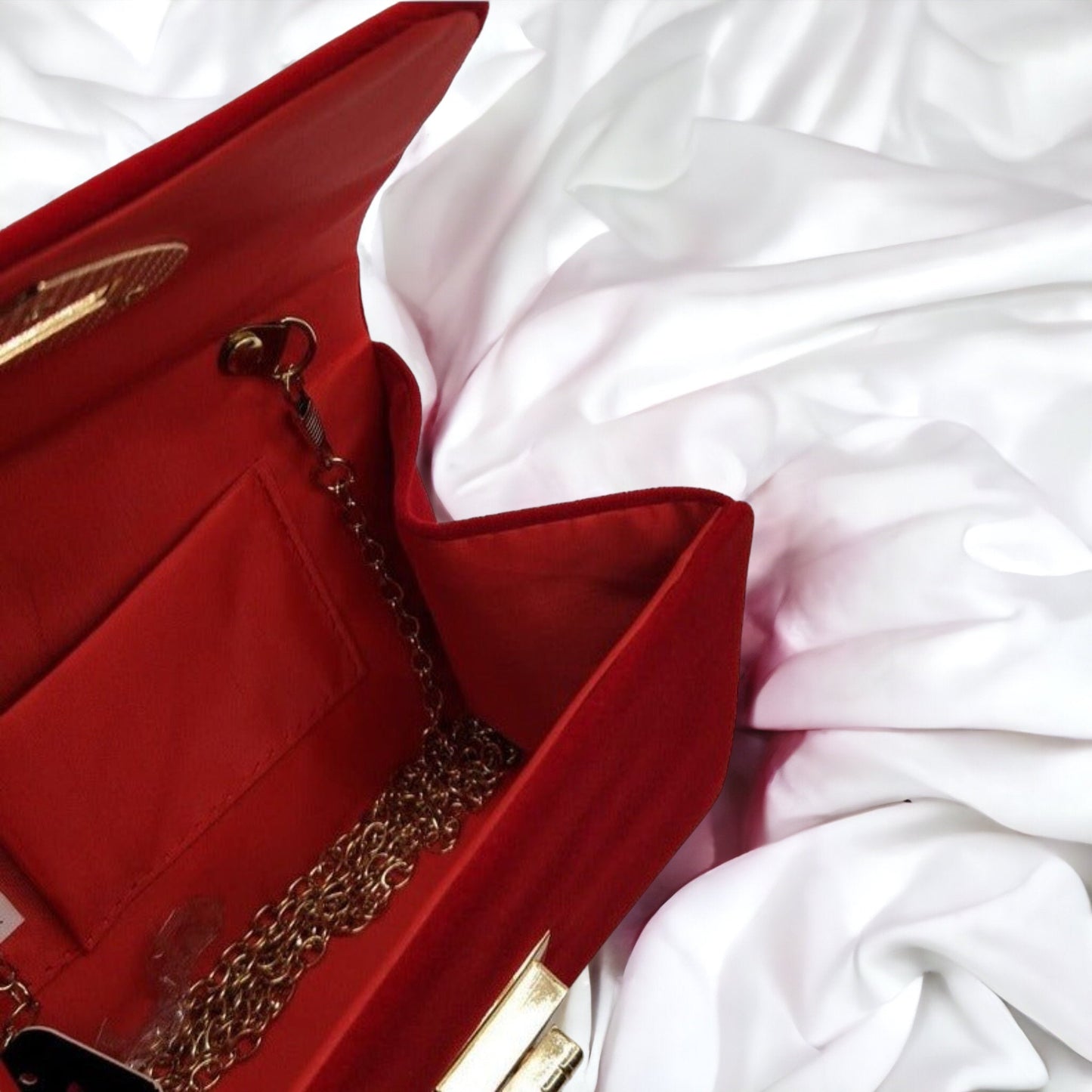 Mini sac velour Coeur avec chaine - PRETTYGYAL