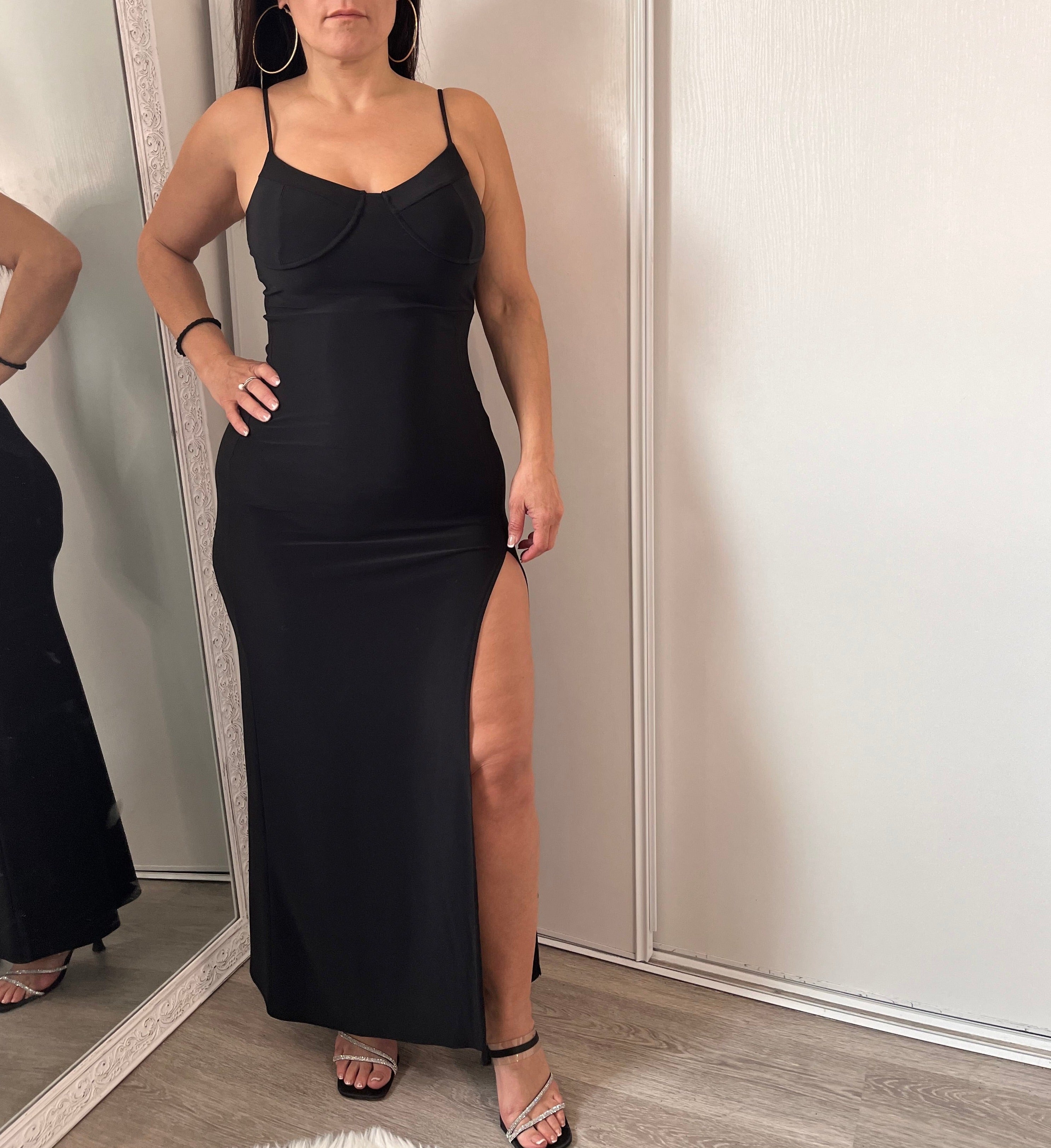 Robe longue best sale noir avec fente