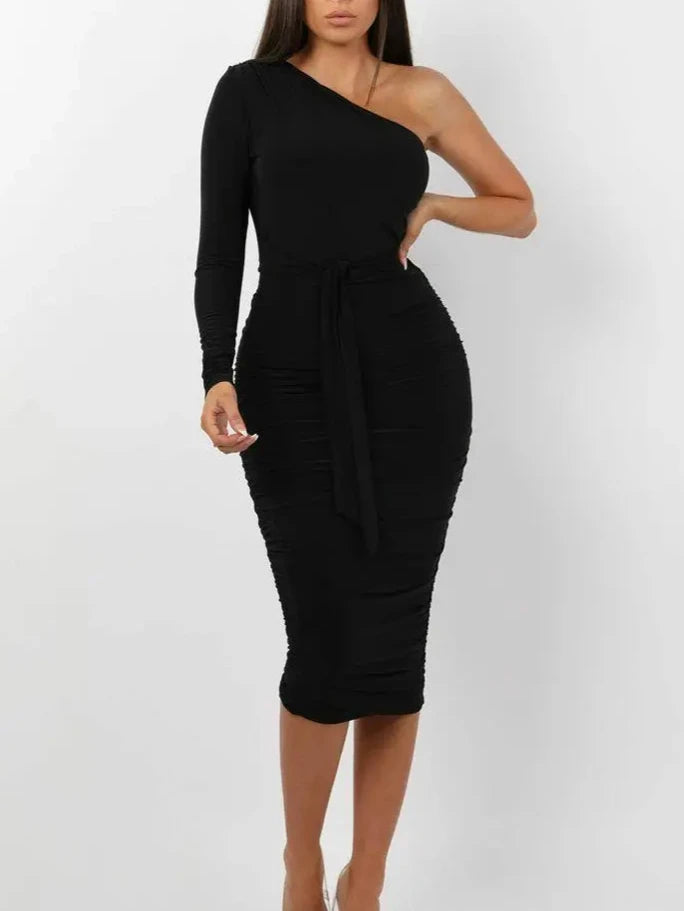 ROBE NOIRE NINA PRETTYGYAL