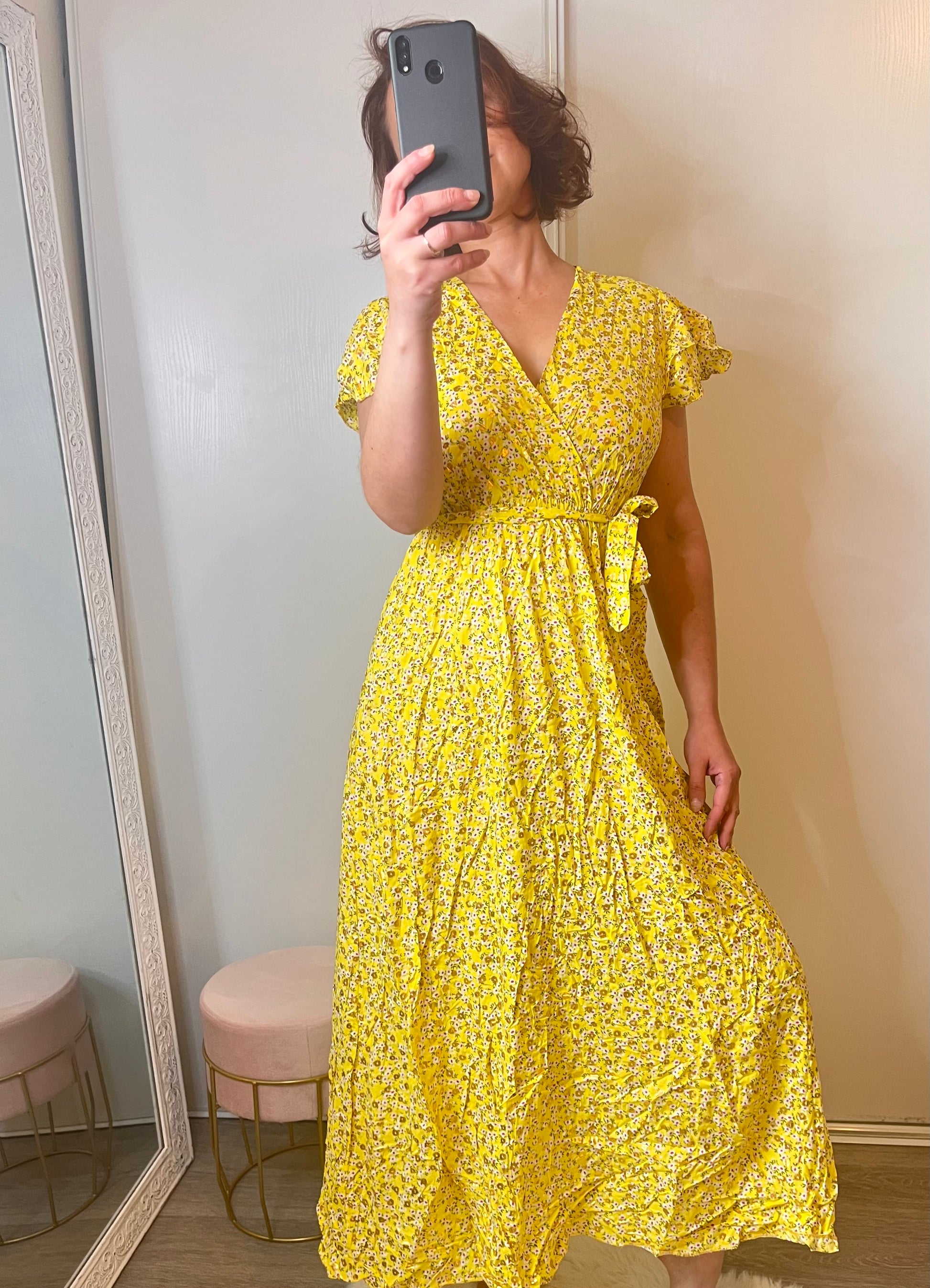 Robe jaune discount fleuri