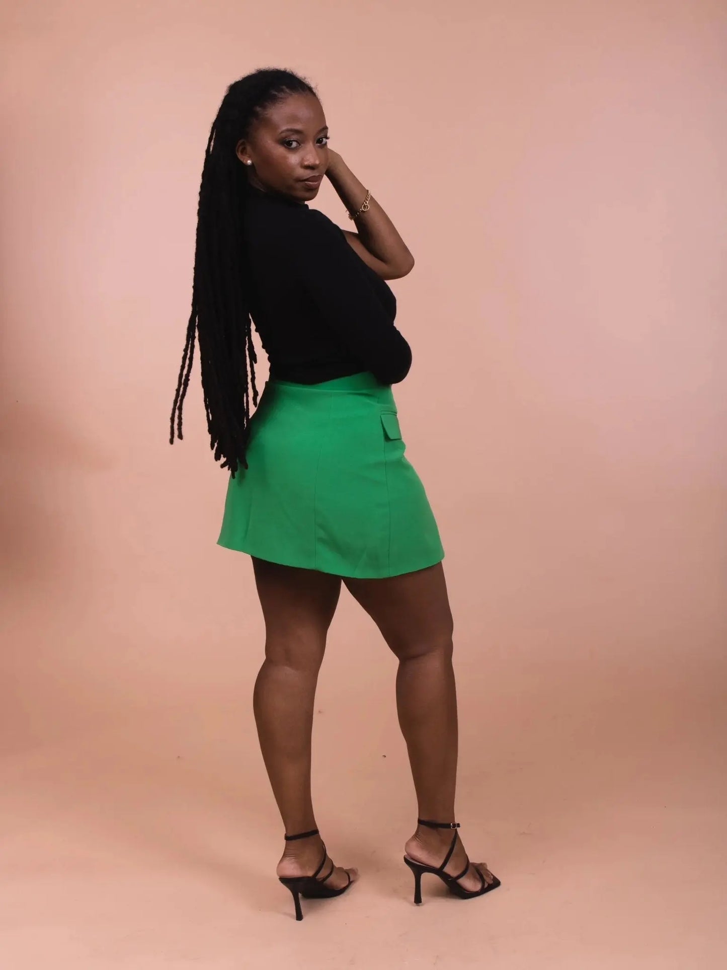 Mini Jupe portefeuille verte avec poches - PRETTYGYAL