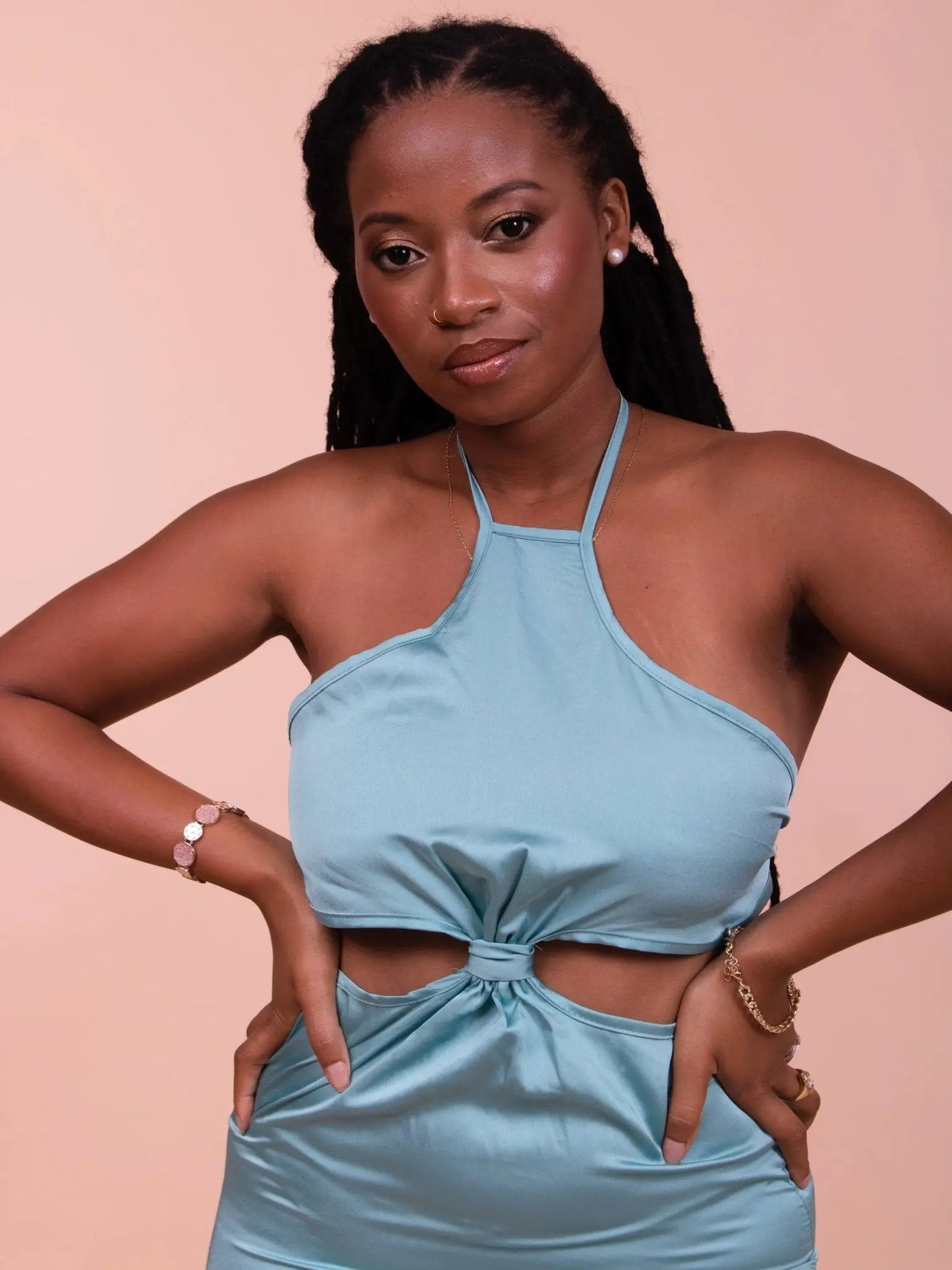Robe longue Lilou satinée à nouer - PRETTYGYAL